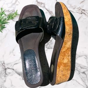 Bandolino 2” Cork Wedge Cutout Sandals